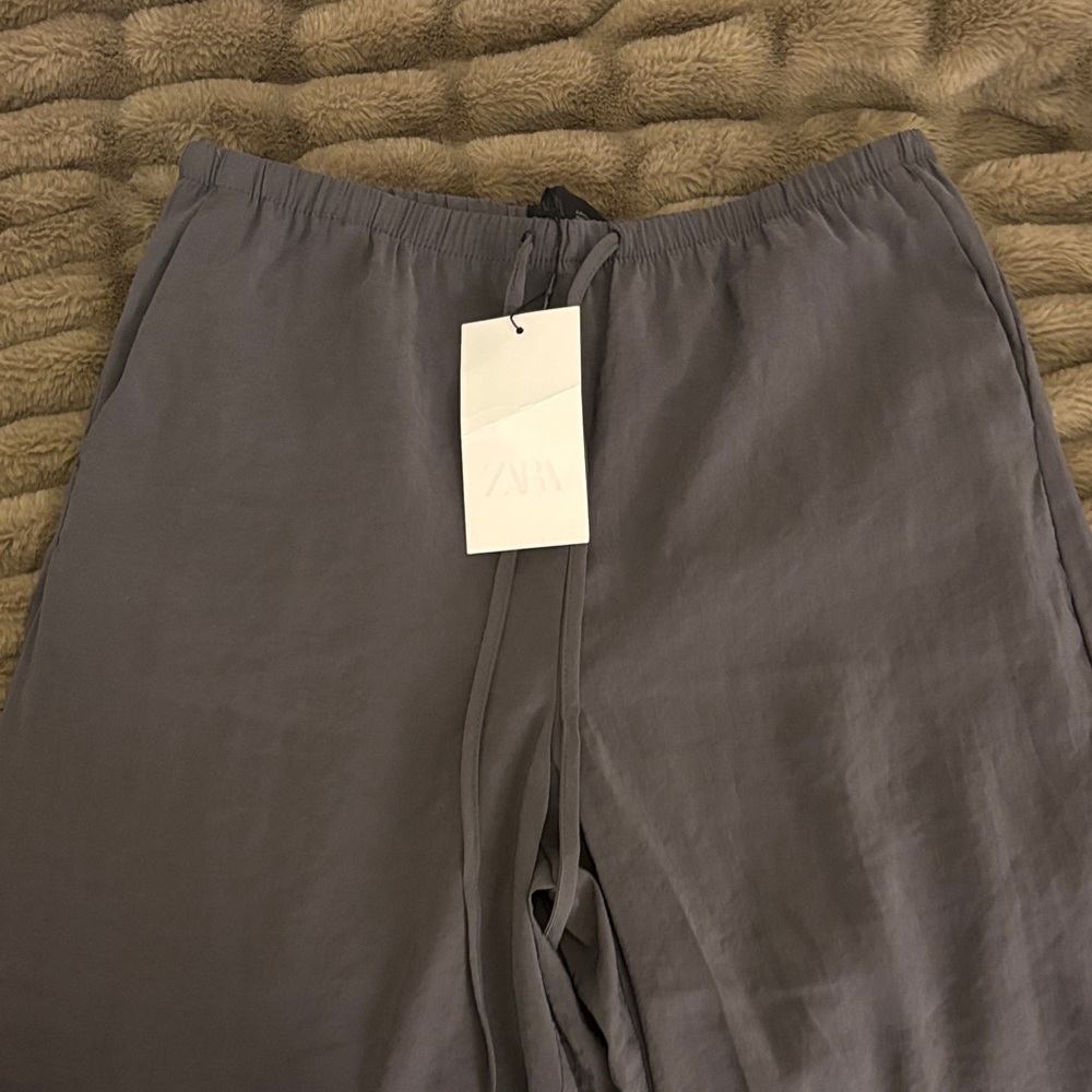 Zara womens Relaxed Drawstring Joggers — Gray
